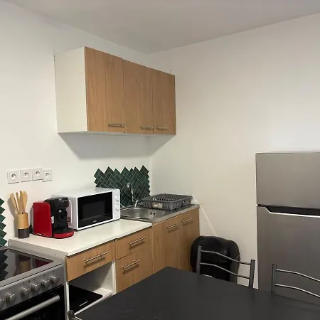 Downtown 2-bedroom